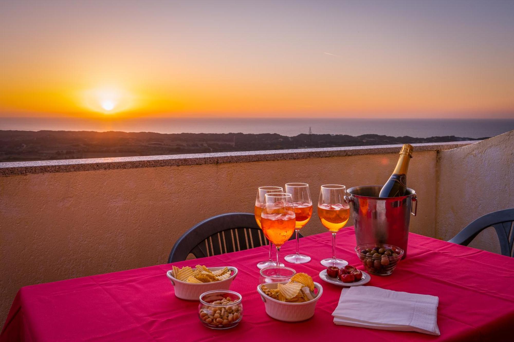 Il Borgo Di Badesi Aparthotel Εξωτερικό φωτογραφία