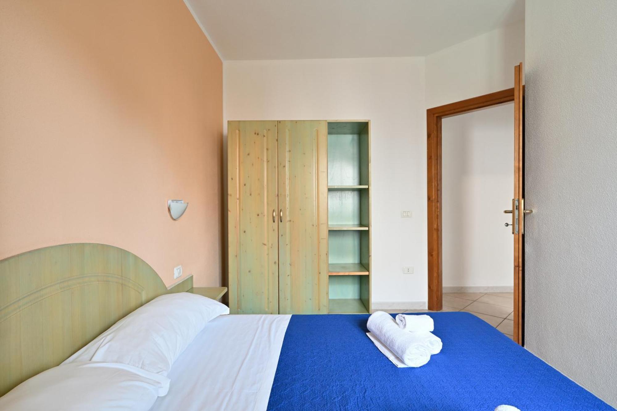 Il Borgo Di Badesi Aparthotel Εξωτερικό φωτογραφία