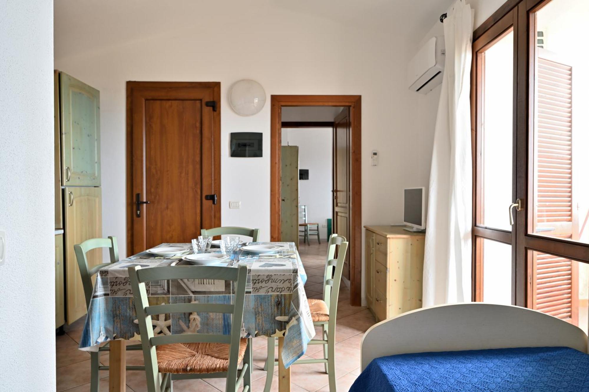 Il Borgo Di Badesi Aparthotel Εξωτερικό φωτογραφία