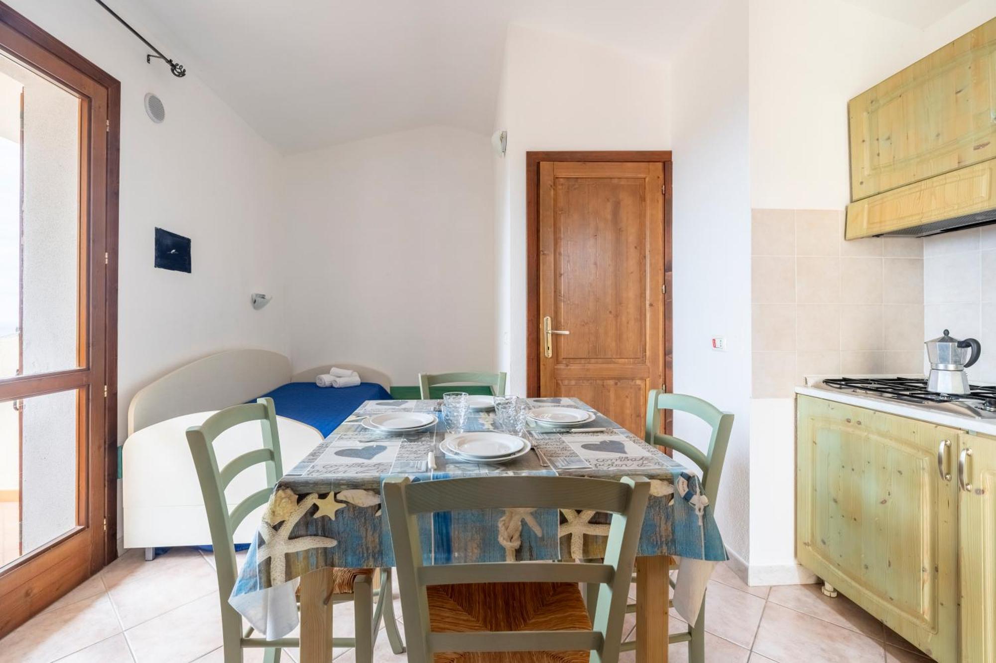 Il Borgo Di Badesi Aparthotel Εξωτερικό φωτογραφία